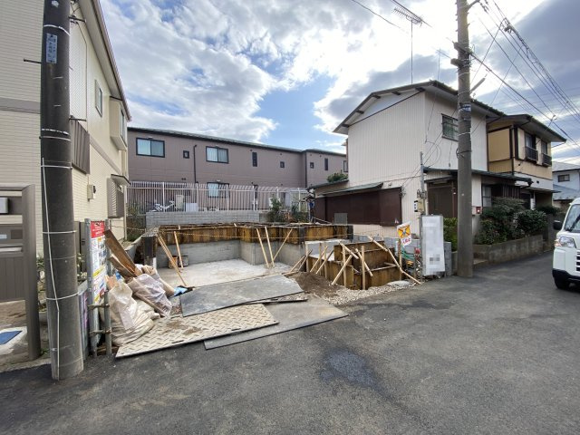 東村山市秋津町20期の前面道路含む現地写真