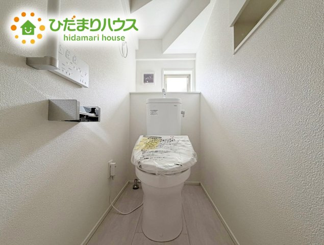 いわき市小名浜住吉５期　新築戸建　4号棟のトイレ|白を基調としたトイレは、インテリア次第でどんな空間になるかワクワクしますね♪