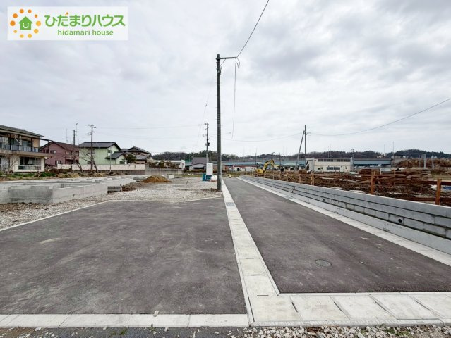 いわき市小名浜住吉　新築戸建　4号棟の前面道路含む現地写真|近隣に商業施設多数あり(^^)/