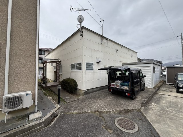 西尾張部　土地の周辺