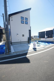【外観】 | 【仲介手数料無料！！】日野市新町5丁目　新築戸建て（全9棟）3号棟　4198万円