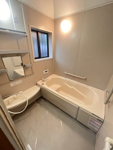 本町6丁目平屋の浴室