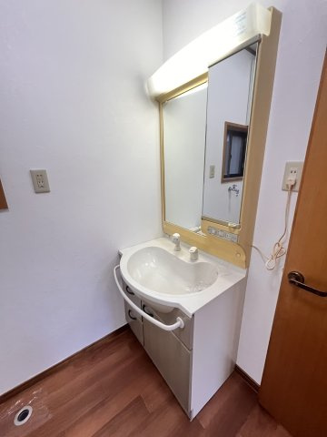 本町6丁目平屋の洗面所