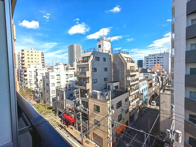 GEO ENT上野松が谷の設備|6Fの眺望、上層階は隅田川花火見えます