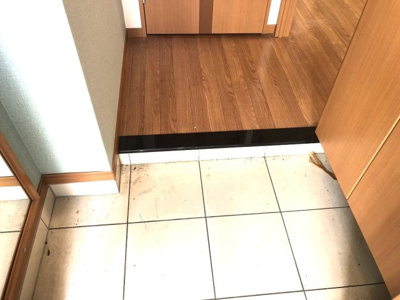 【玄関】 | West Hills