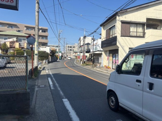 【前面道路含む現地写真】 | 藤沢市高倉 | 前面道路