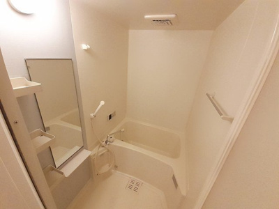 【浴室】 | ル・ソレイユ桂川