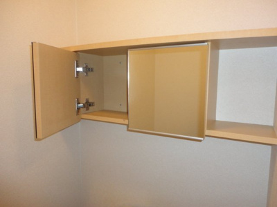 【収納】 | ガーデニングパレス久御山 | ＷＣ鏡付き収納棚