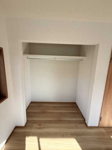 安曇野市穂高柏原　中古住宅の収納