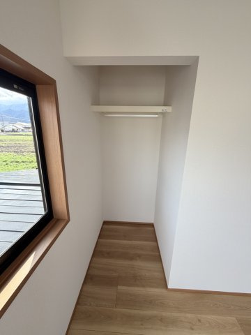 安曇野市穂高柏原　中古住宅の収納
