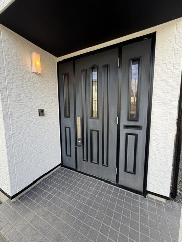 安曇野市穂高柏原　中古住宅の玄関