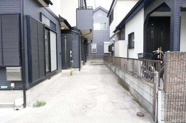 草加市青柳6丁目 中古戸建の駐車場