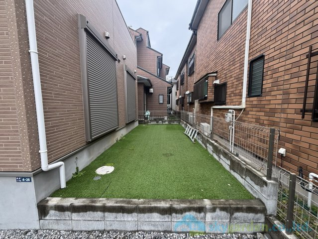 平塚市南原　中古戸建の庭