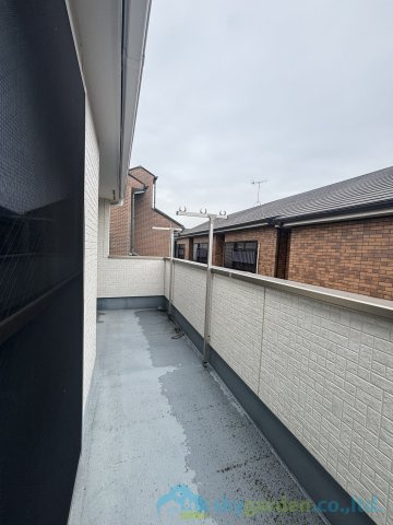 平塚市南原　中古戸建のバルコニー