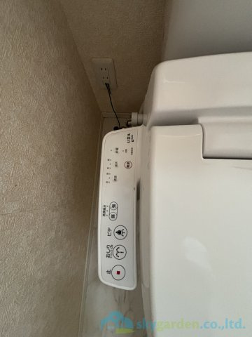 平塚市東八幡　中古戸建のトイレ