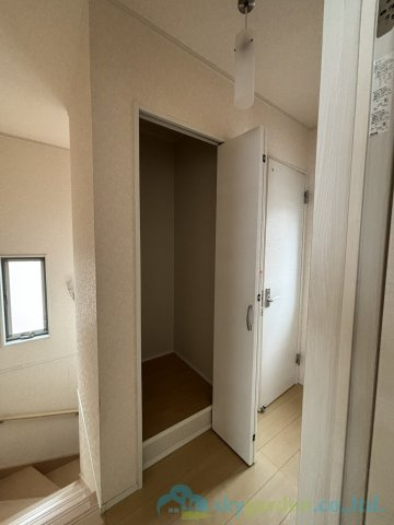 平塚市東八幡　中古戸建の収納