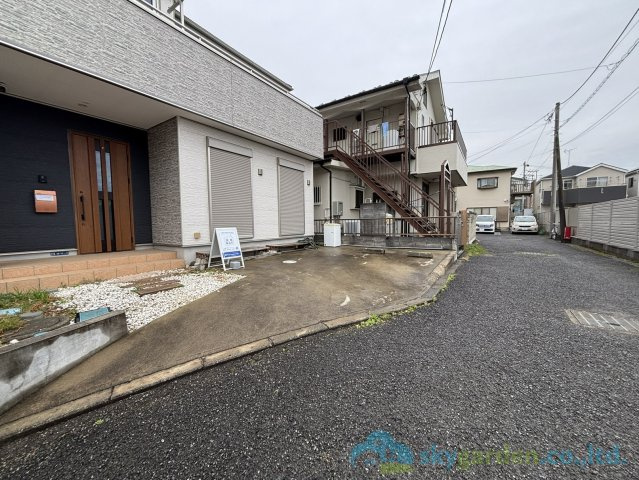 平塚市東八幡　中古戸建の駐車場