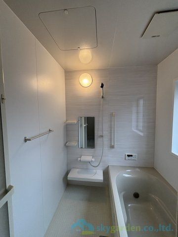 平塚市東八幡　中古戸建の浴室