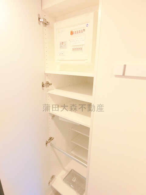 スタイリオ蒲田WESTの収納|玄関収納　シューズBOX