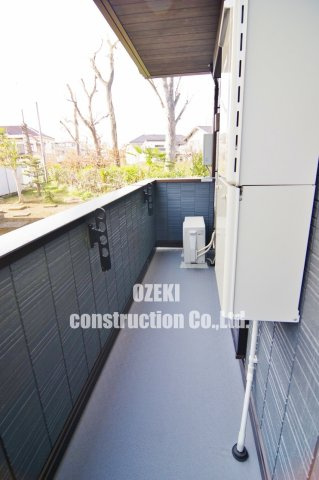 サイカチのバルコニー