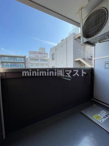 大阪市浪速区元町３丁目の賃貸マンションのバルコニー