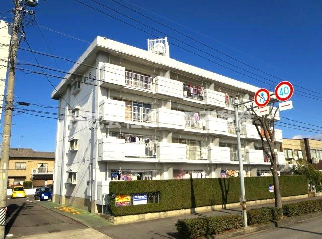 緑ヶ丘マンションの外観