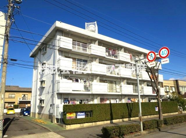 緑ヶ丘マンションの外観