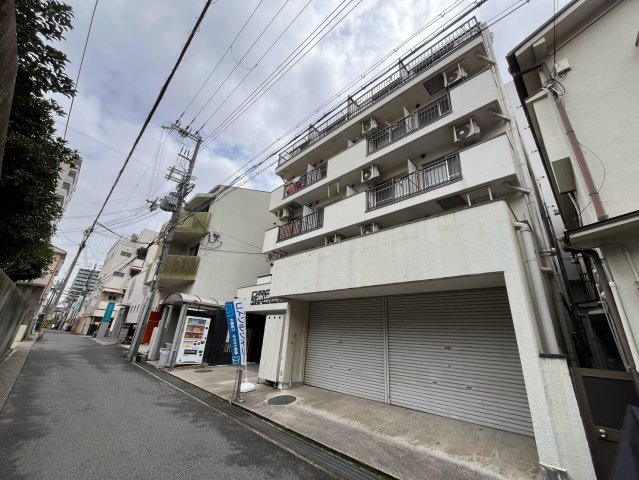 アムール水道筋の外観