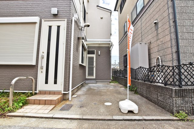 西宮市里中町2丁目中古戸建│5LDK+駐車1台可 ＼＼2026年5月室内