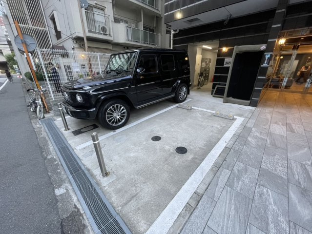 L-IDEA MINAMIHORIEの駐車場