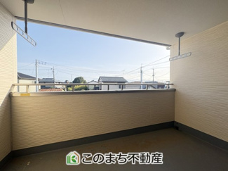 【バルコニー】 | いろどりアイタウン栃木市藤岡町藤岡24-P4　3号棟 | 雨の日も安心のルーフバルコニー♪