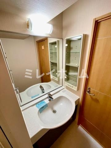 レジディア蒲田の洗面所