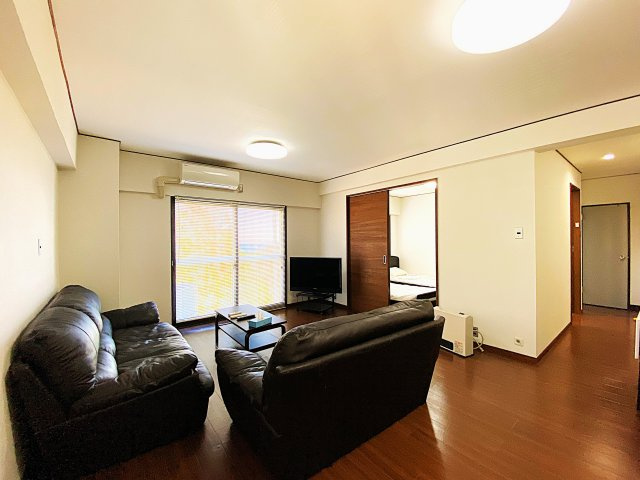 中台工業伊東マンション第2別館の居間・リビング