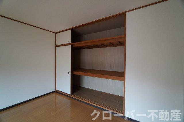 ベネッセ三条の収納