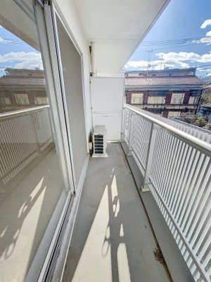 【バルコニー】 | ランドポート | ※同建物ほかのお部屋の写真です。