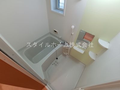 【浴室】 | サンシャイン巴江 | 別部屋写真です。