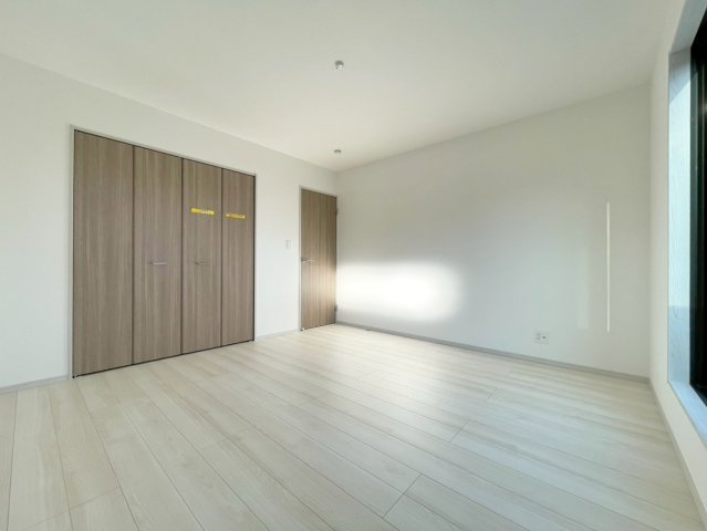 日立市西成沢町2丁目23-P1　新築戸建　11号棟の洋室