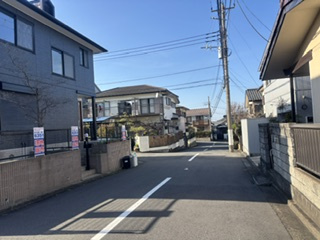 【前面道路含む現地写真】 | 横浜市野七里ー中古一戸建てー | 前面道路