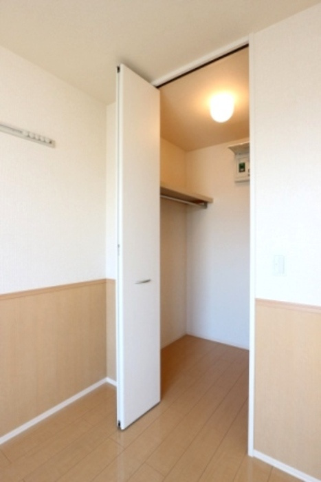 エヴァーの収納|ウォークインクローゼット