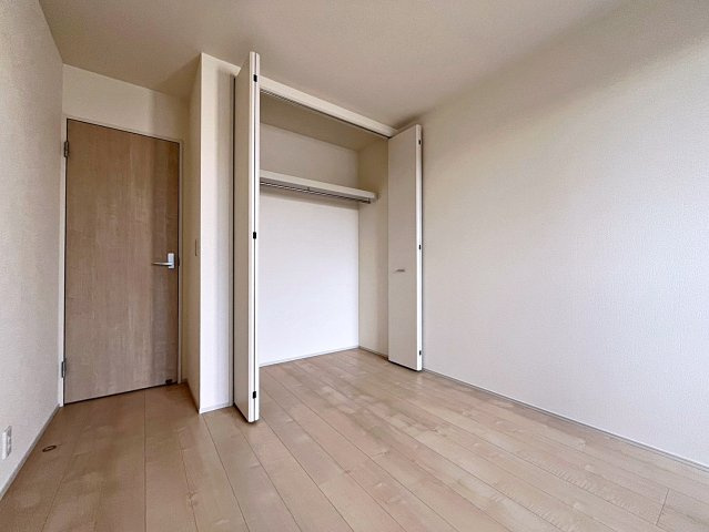 新築戸建・新築建売　福島市方木田第16 2期【長期優良住宅】吉井田小・福島一中の洋室|全居室収納完備！収納が多いとお部屋もスッキリします！