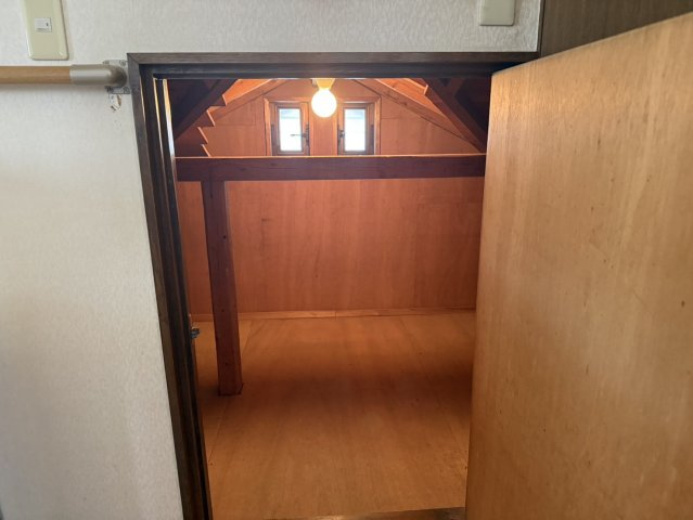 横手新町戸建ての収納