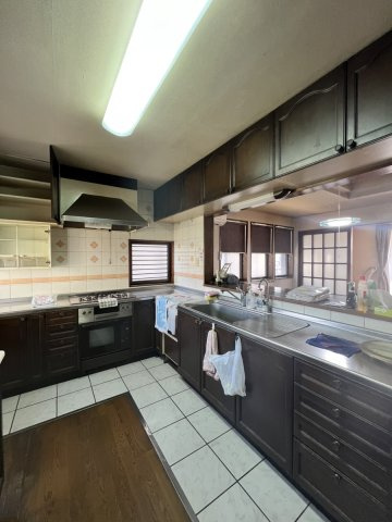 横手新町戸建てのキッチン