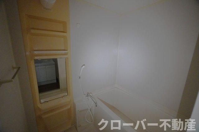 ベネッセ三条の浴室
