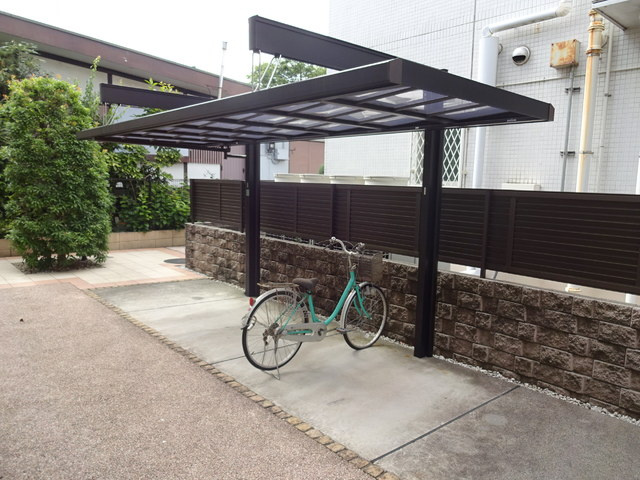 コート アルカディアのその他共用部分|★屋根付き駐輪スペース★