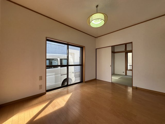 【居間・リビング】