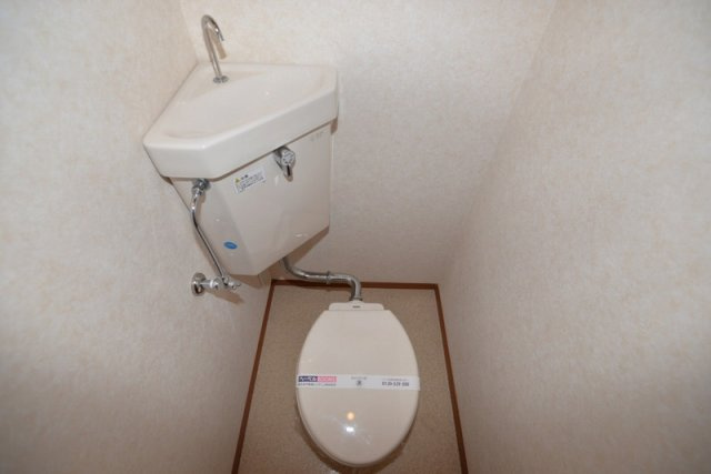 モカメゾン六甲のトイレ