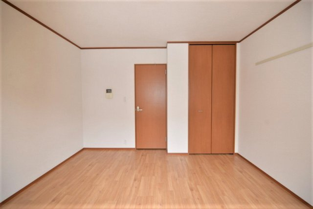 モカメゾン六甲の洋室