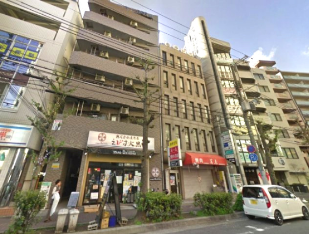 サンビルダー六甲駅前