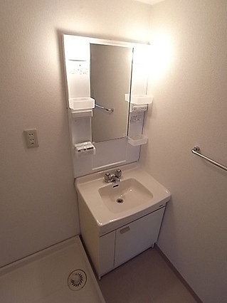 フェニックス本山の洗面所