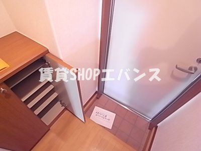 【玄関】 | ウイングテラス前原
